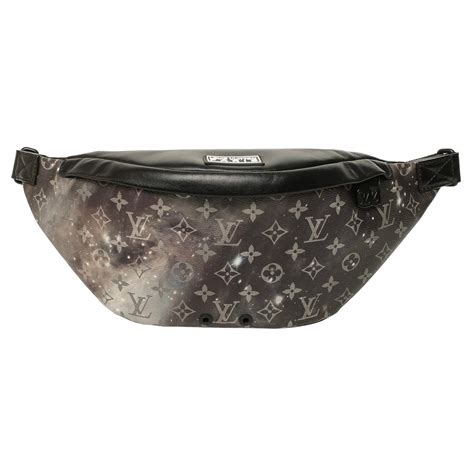 marsupio da petto louis vuitton|Marsupio Discovery Monogram Shadow .